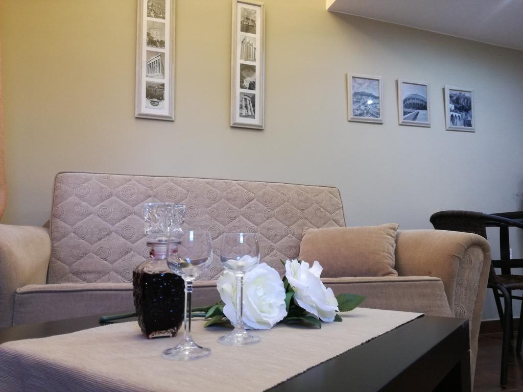 Agapi's Two Levels Apartment *