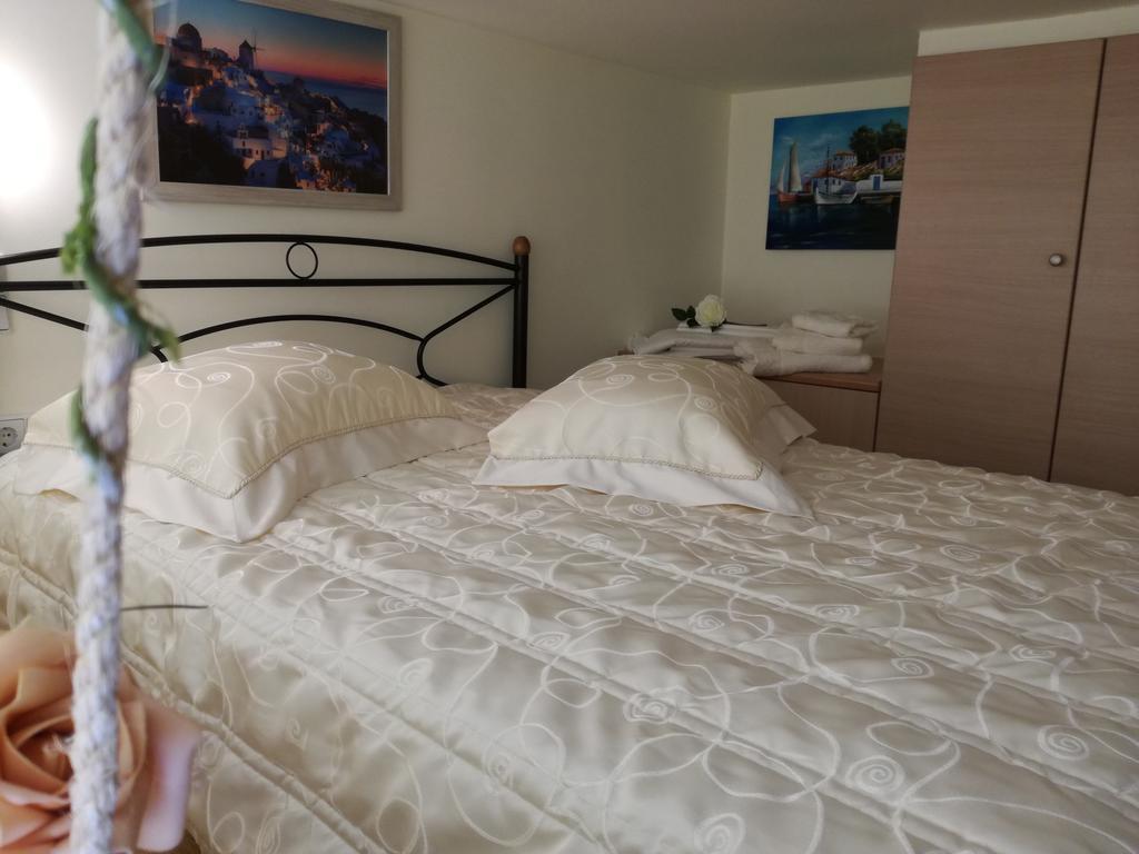Agapi's Two Levels Appartement Athene